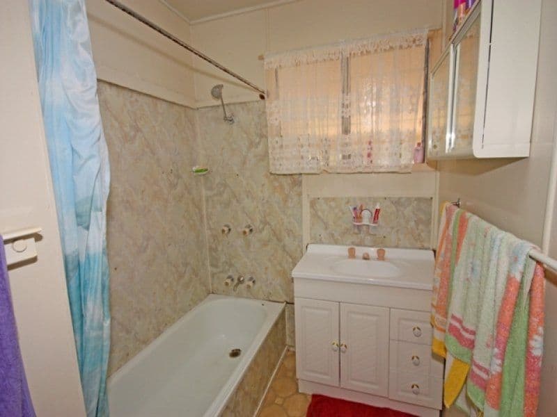 22 Don Street, BILOELA QLD 4715, Biloela - Thumbnail 8