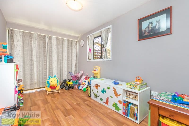 25 Valiant Crescent, Strathpine QLD 4500, Strathpine - Thumbnail 3