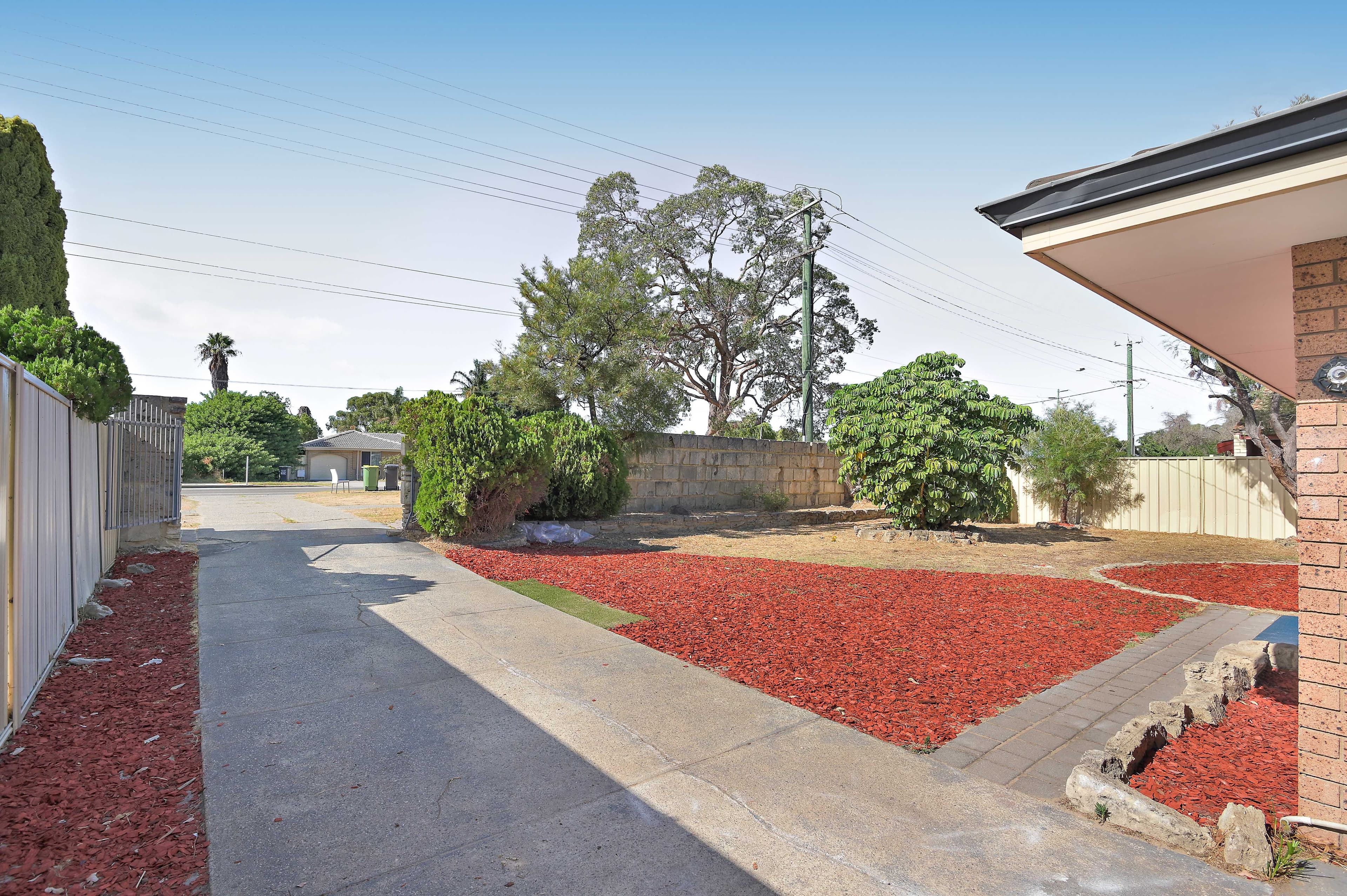 91 Yale Road, Thornlie WA 6108, Thornlie - Thumbnail 2