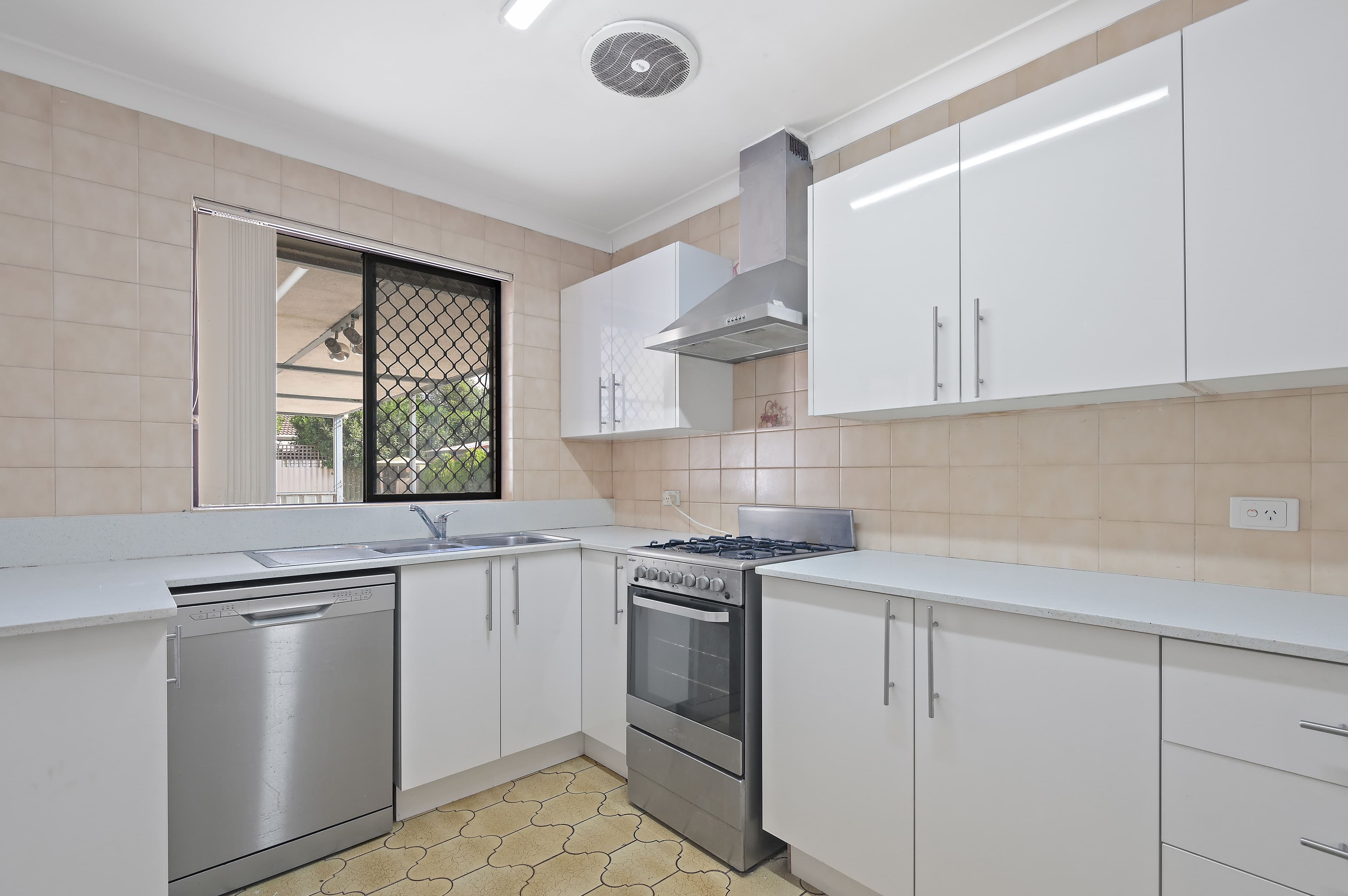 91 Yale Road, Thornlie WA 6108, Thornlie - Thumbnail 5