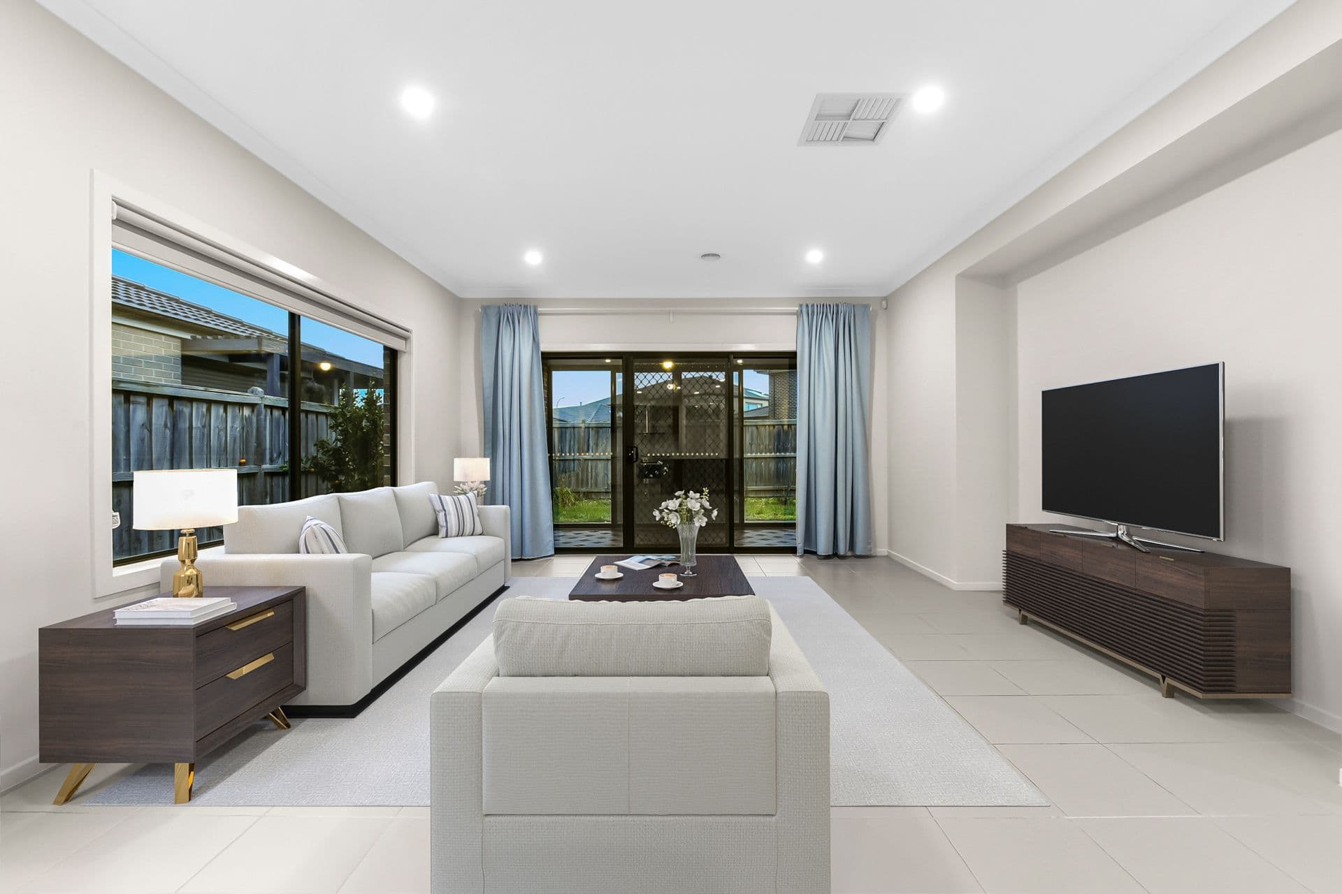 7 Dapple Crescent, Clyde North VIC 3978, Clyde North - Thumbnail 4