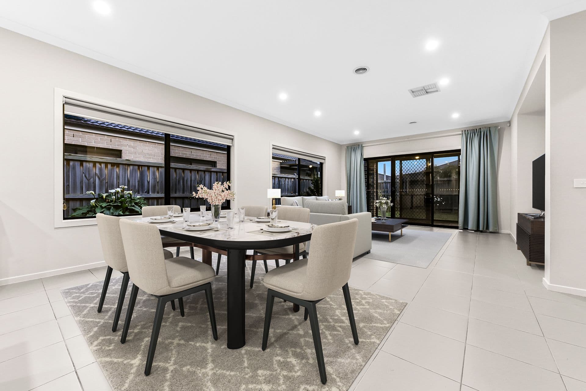 7 Dapple Crescent, Clyde North VIC 3978, Clyde North - Thumbnail 5