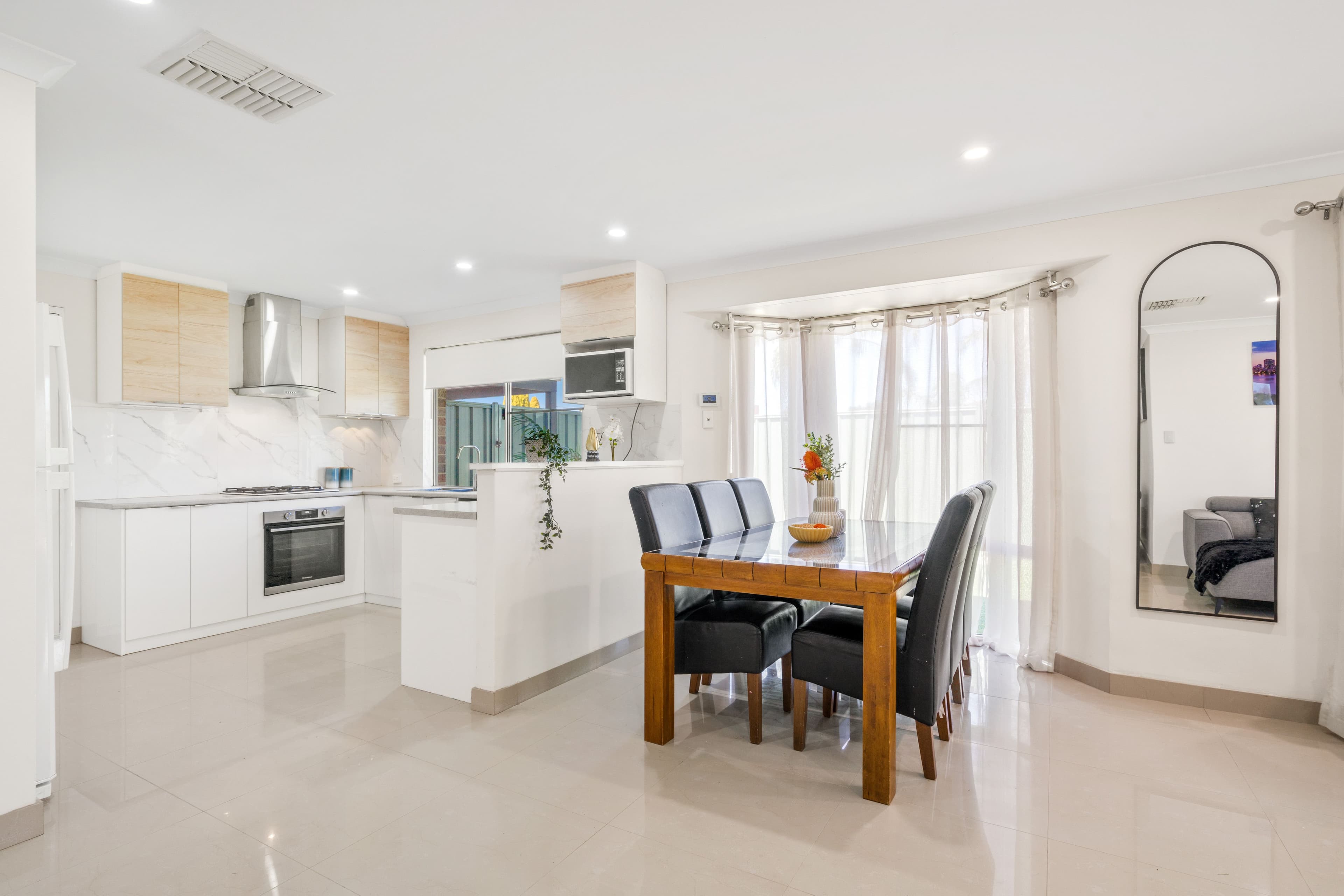 8 Hotchkiss Close, Thornlie WA 6108, Thornlie - Thumbnail 4