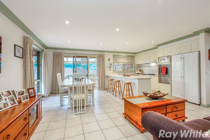 8 Buick Crescent, Mill Park VIC 3082, Mill Park - Thumbnail 6