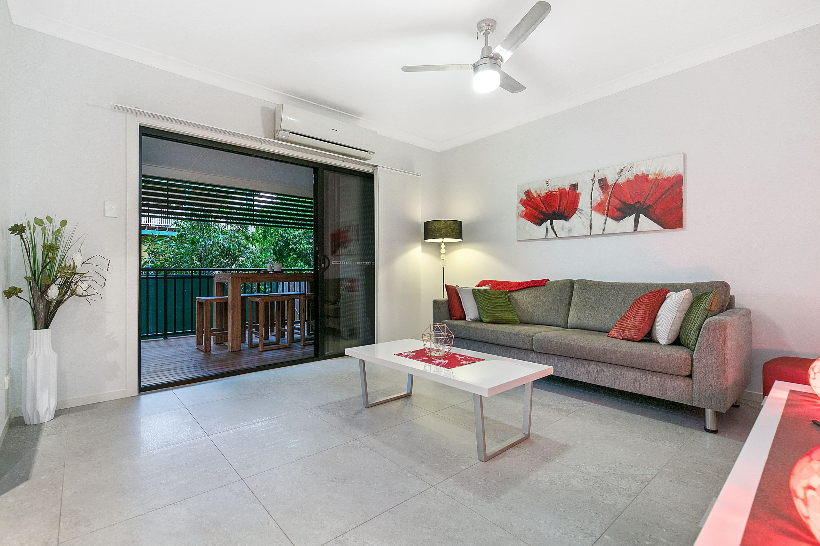 29 Eversley Terrace, Yeronga QLD 4104, Yeronga - Thumbnail 2