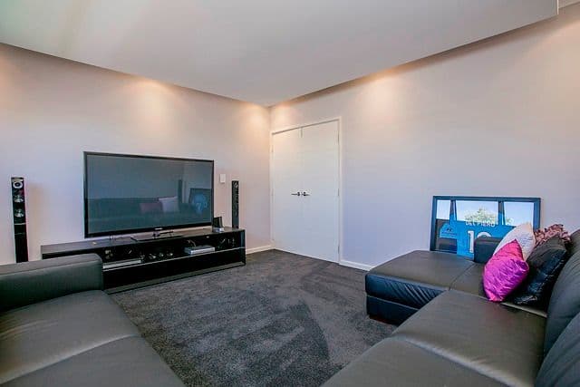 33 Pexton Drive, SOUTH GUILDFORD WA 6055, South Guildford - Thumbnail 7