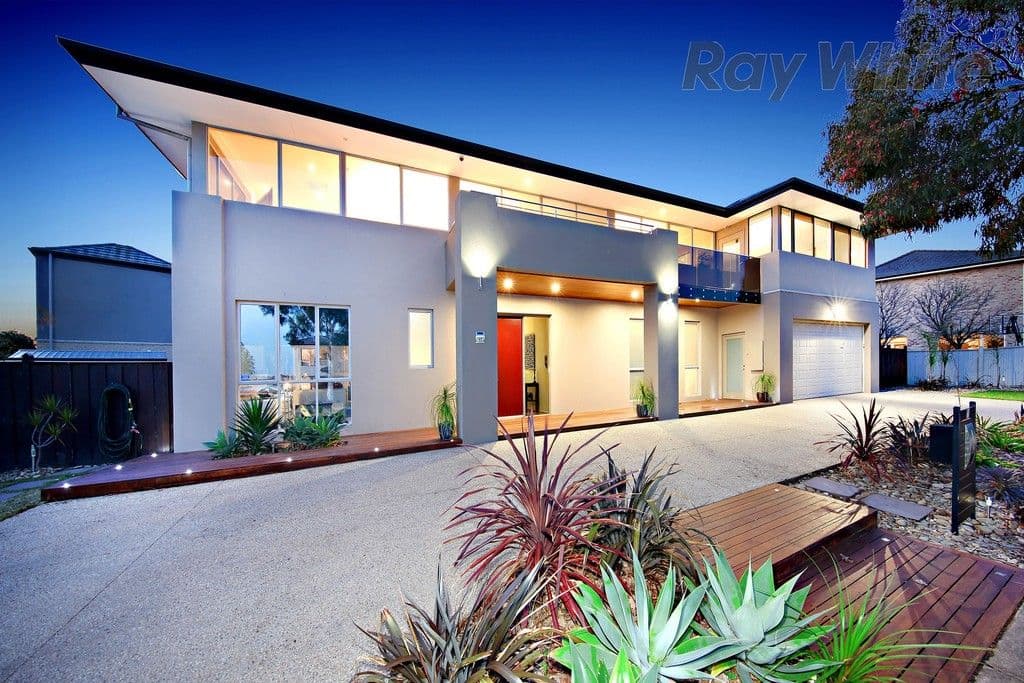 17 Gallery Place, Point Cook VIC 3030, Point Cook - Thumbnail 3