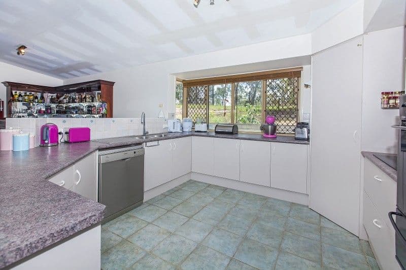 25-29 Klipspringer Court, Greenbank QLD 4124, Greenbank - Thumbnail 3