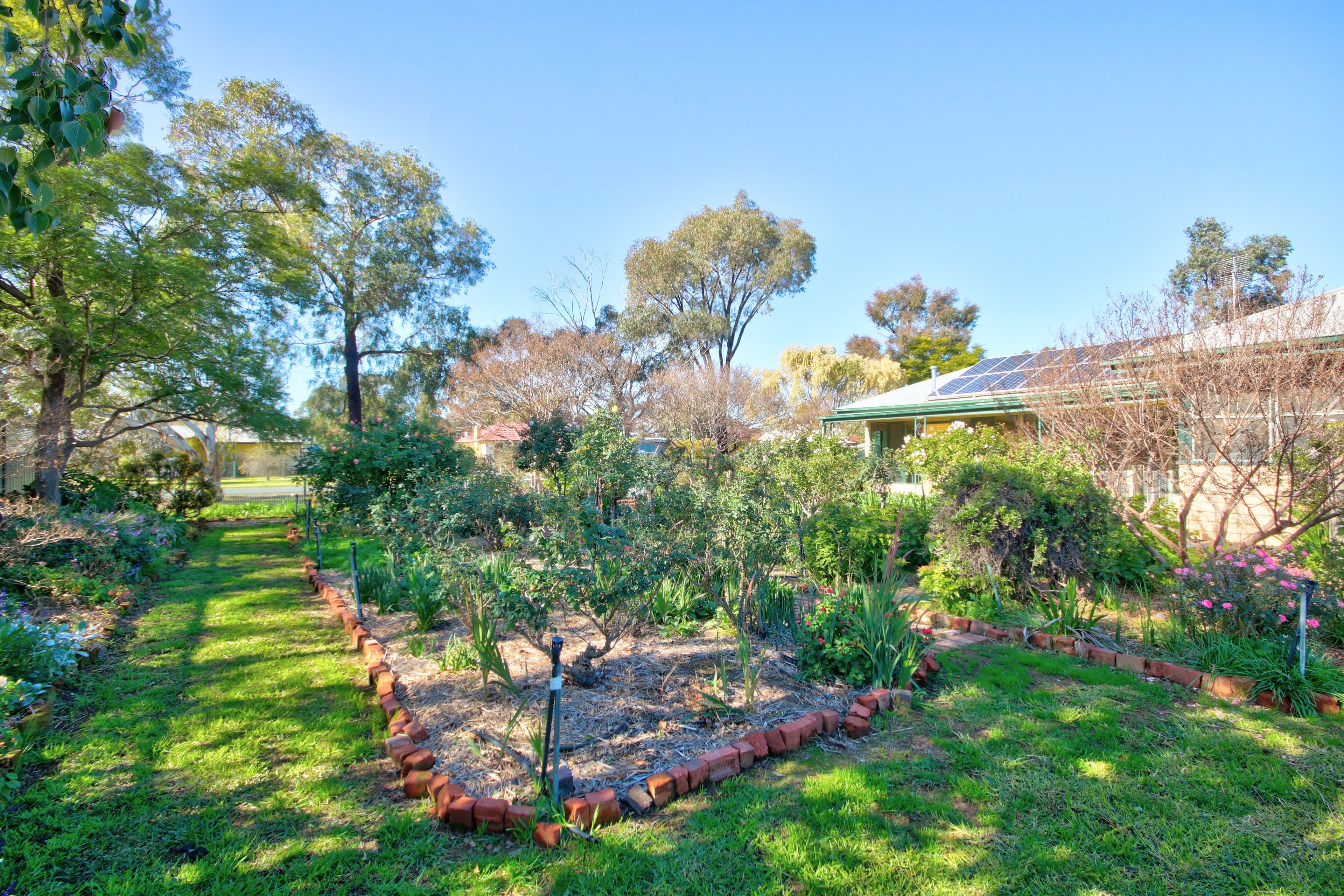64 Kerford Street, Rochester VIC 3561, Rochester - Thumbnail 2