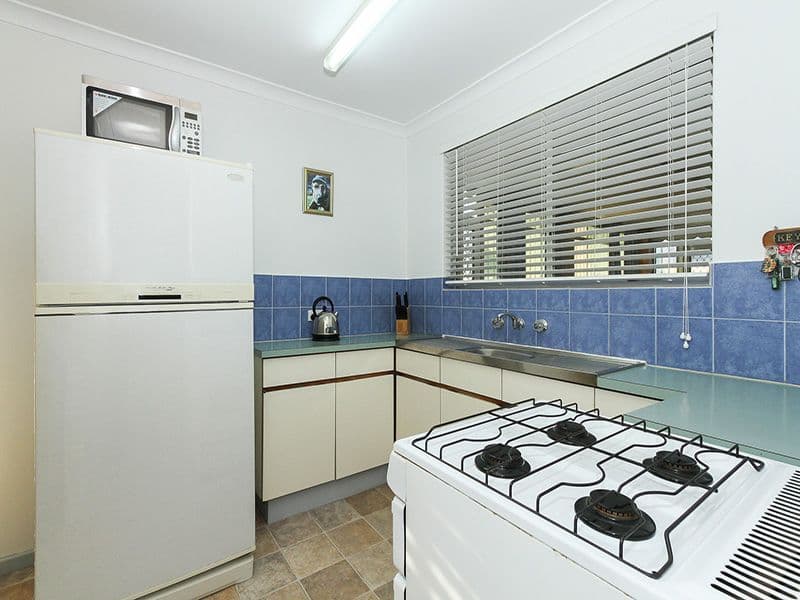 7 Teak Way, Maddington WA 6109, Maddington - Thumbnail 2