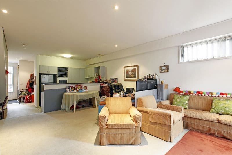 70 Grange Boulevard, BUNDOORA VIC 3083, Bundoora - Thumbnail 3