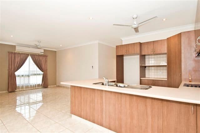 69 Bauldry Avenue, FARRAR NT 0830, Farrar - Thumbnail 2