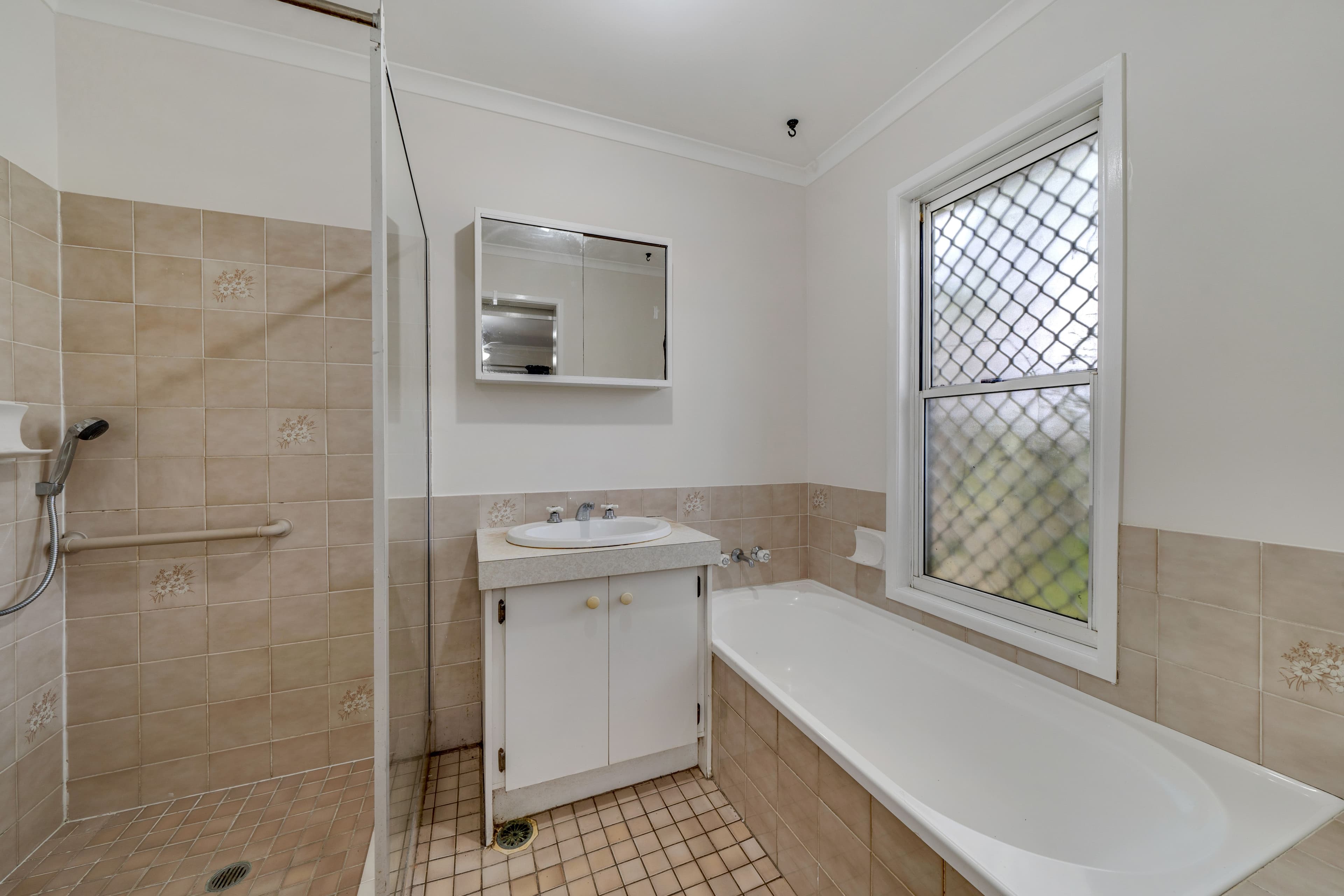 5 Quarrian Crescent, Beenleigh QLD 4207, Beenleigh - Thumbnail 7