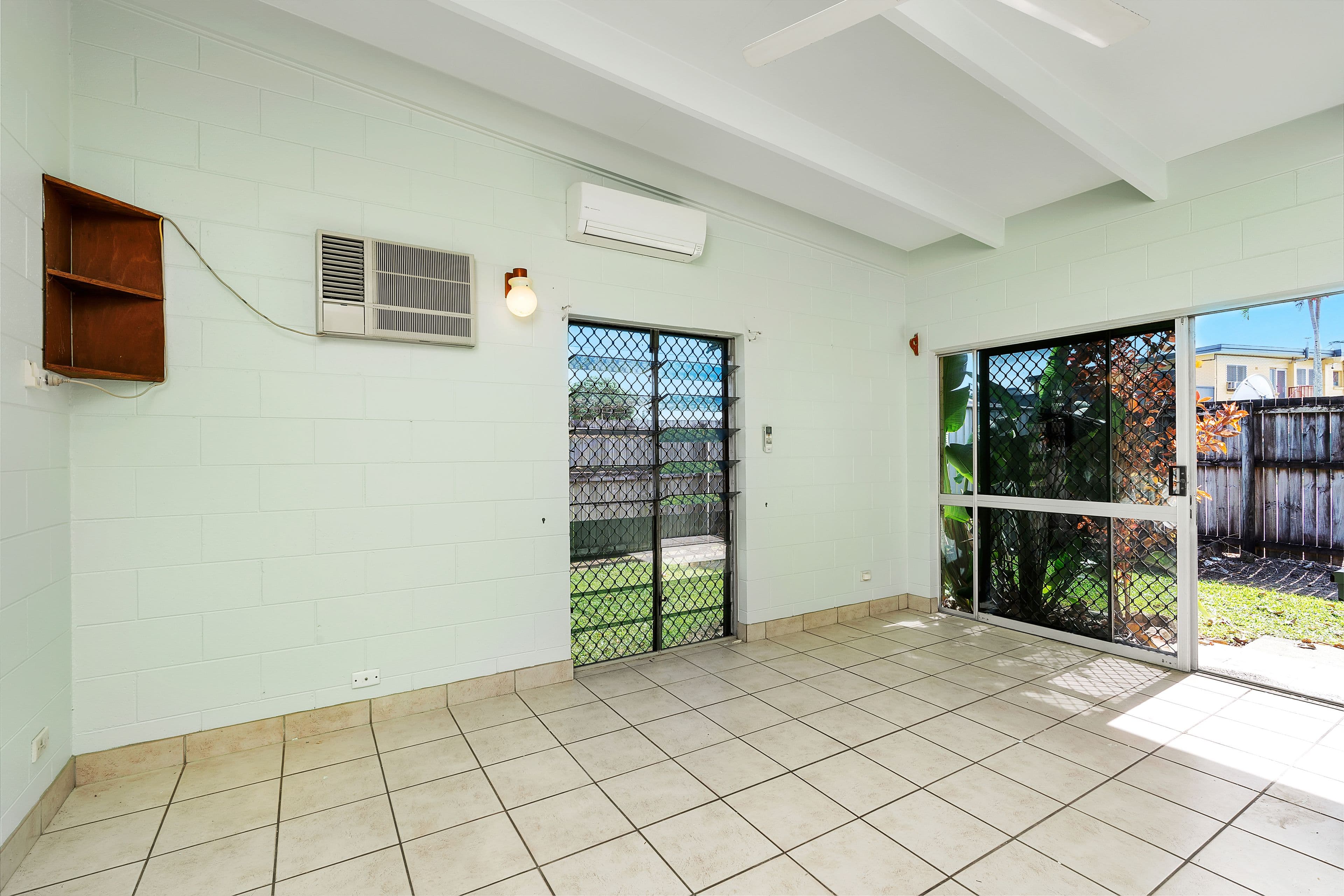 8 Sandown Close, Woree QLD 4868, Woree - Thumbnail 2