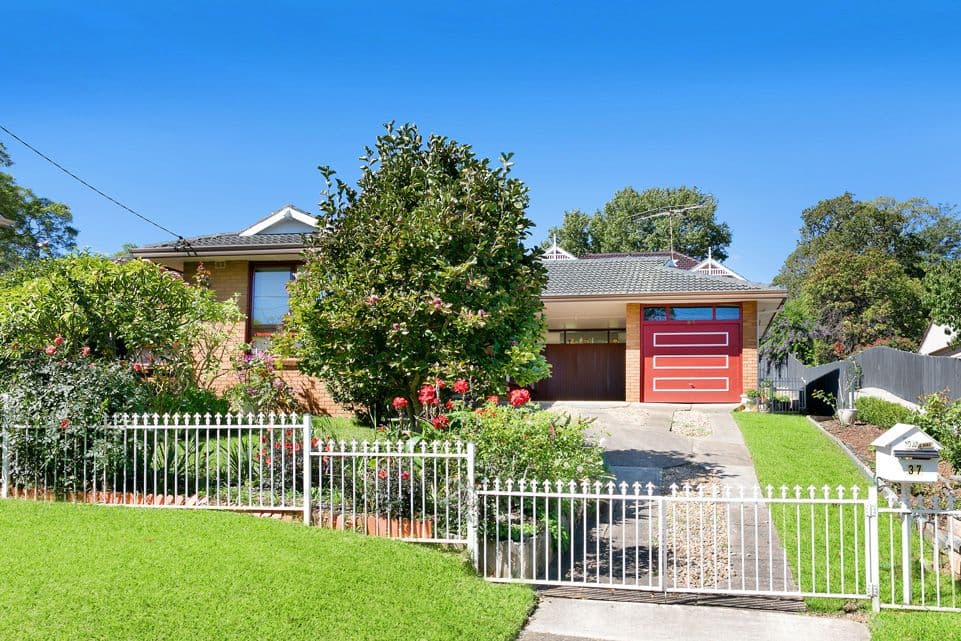 37 Hinemoa Avenue, Normanhurst - Image 1