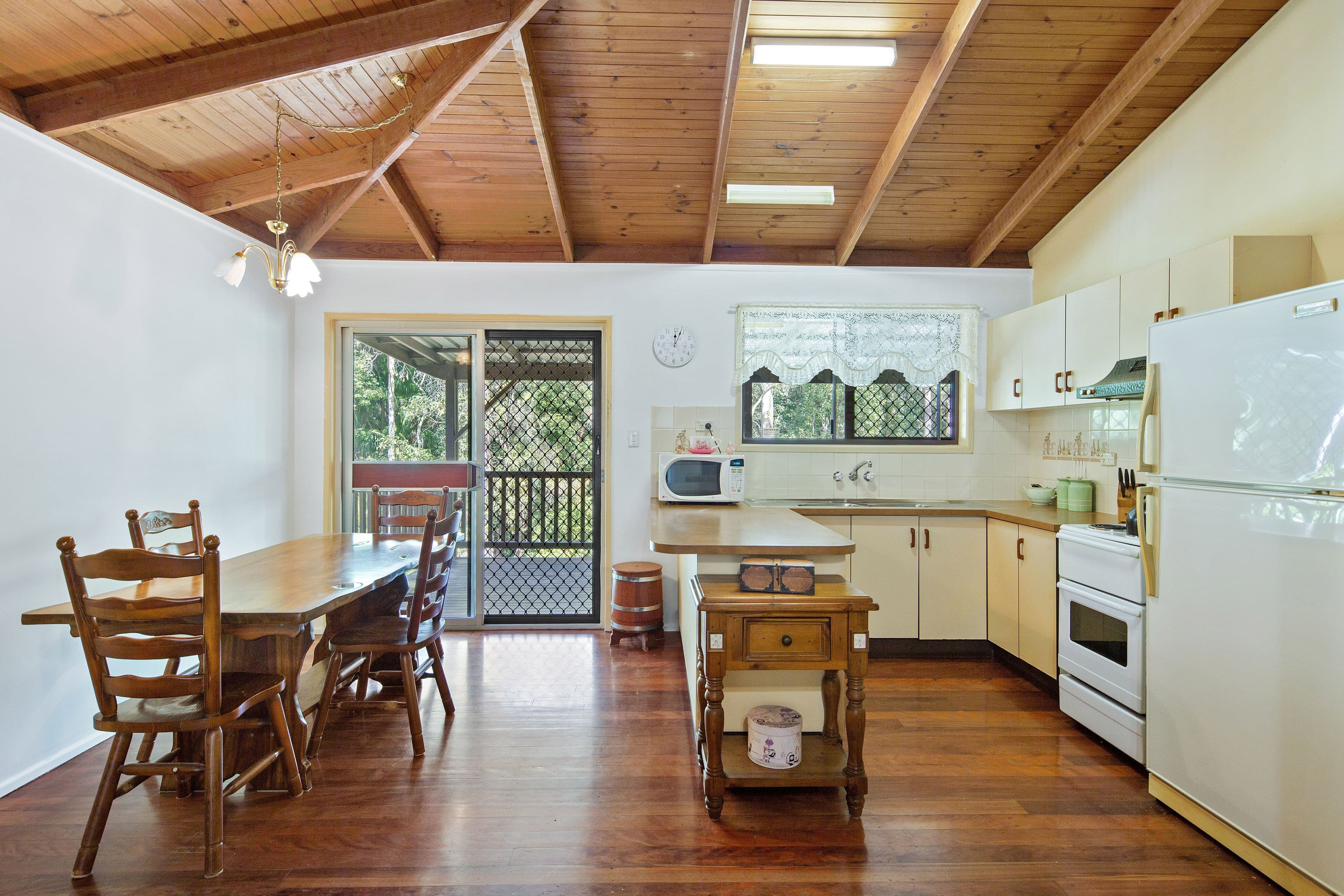 26 Tallangatta Street, Nambour QLD 4560, Nambour - Thumbnail 6