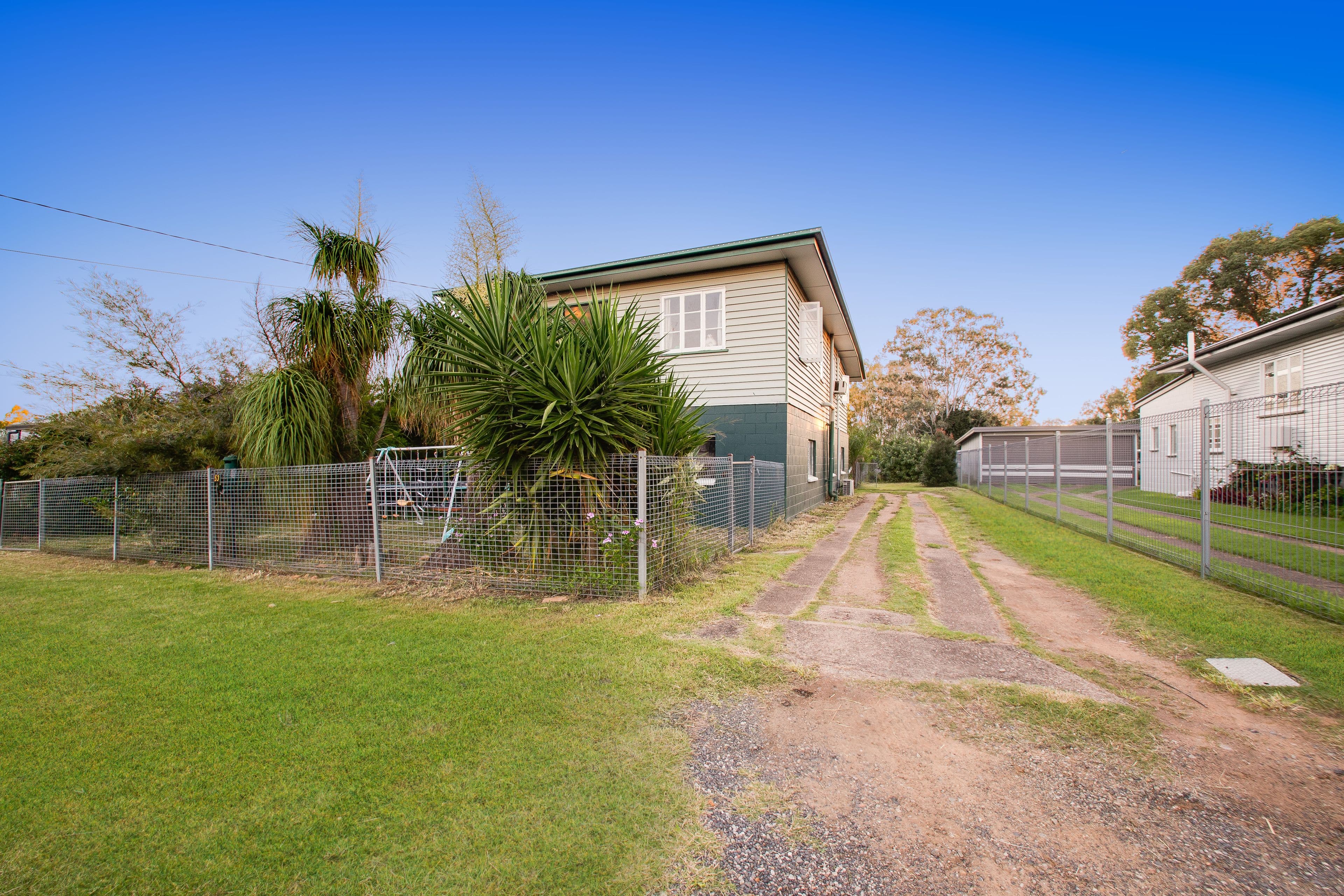53 Vineyard Street, One Mile QLD 4305, One Mile - Thumbnail 2