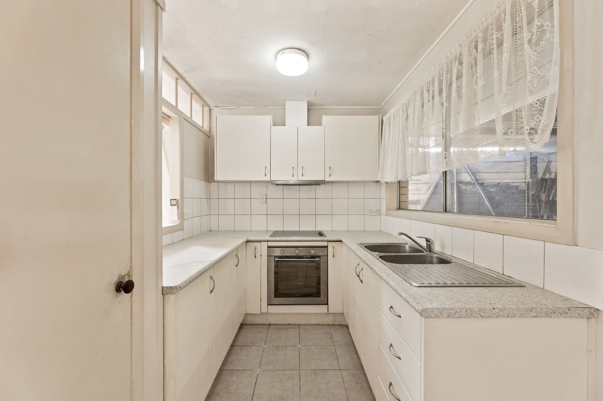 50 Aberfoyle Street, Kenmore QLD 4069, Kenmore - Thumbnail 6