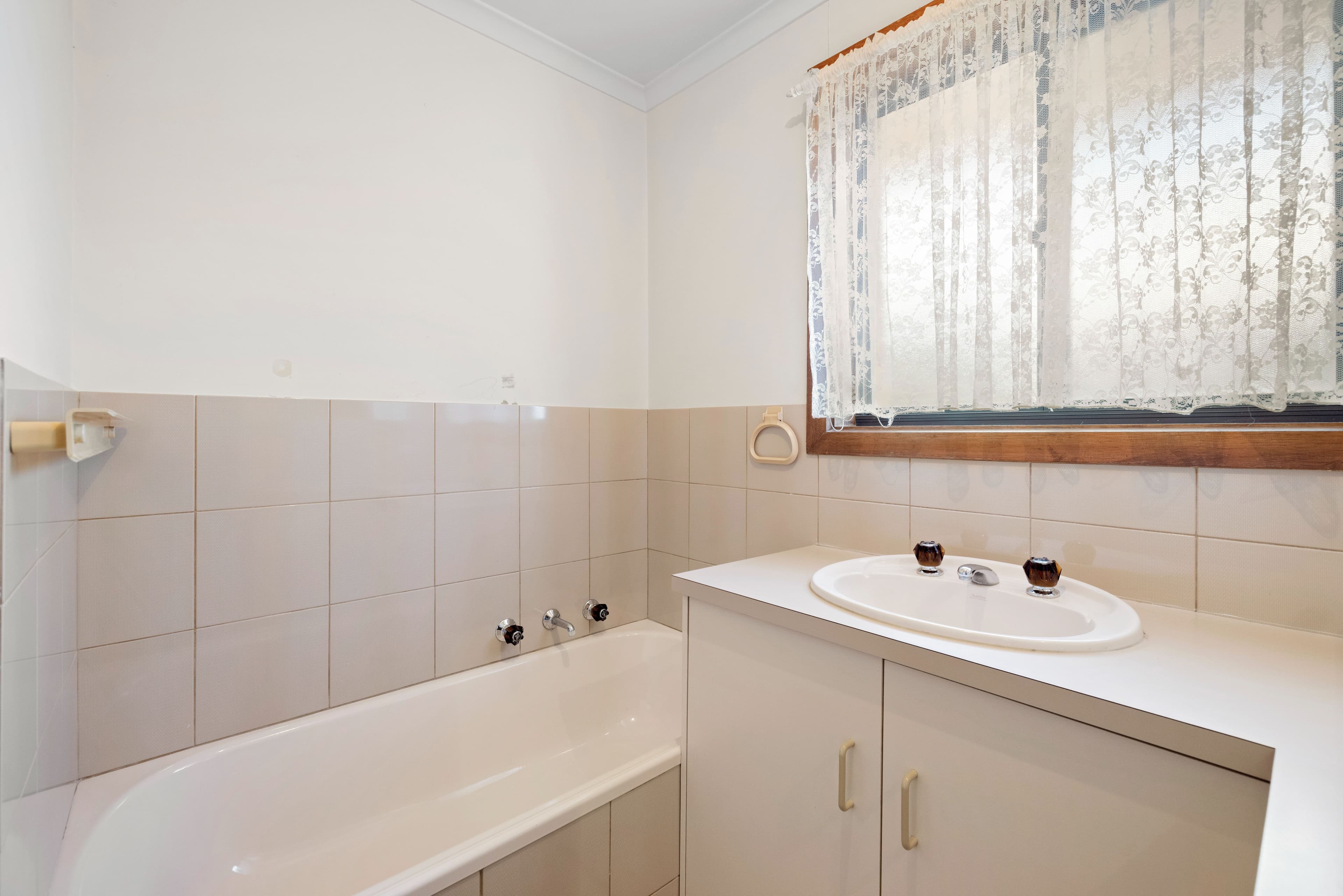 2A Karu Crescent, Mitchell Park SA 5043, Mitchell Park - Thumbnail 6