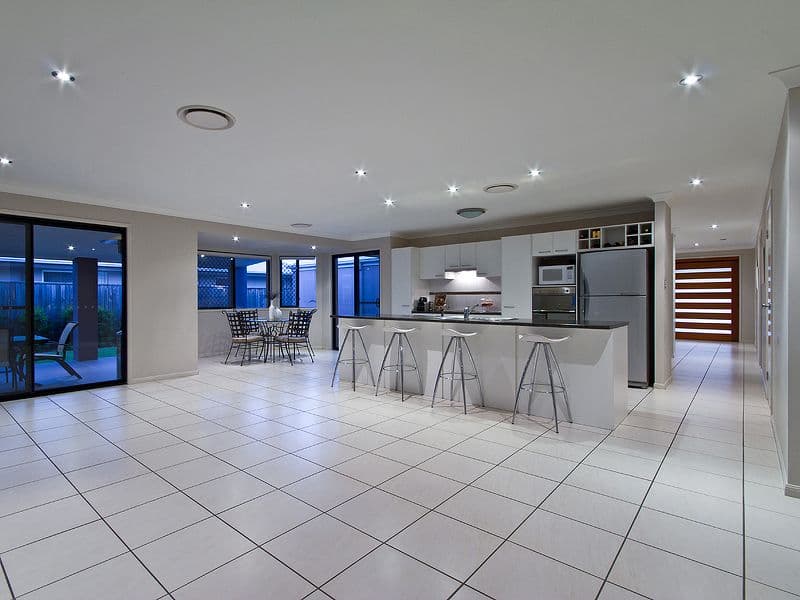 13 Tarella Court, ORMEAU QLD 4208, Ormeau - Thumbnail 4