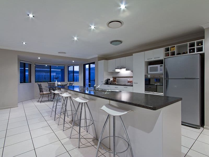 13 Tarella Court, ORMEAU QLD 4208, Ormeau - Thumbnail 5