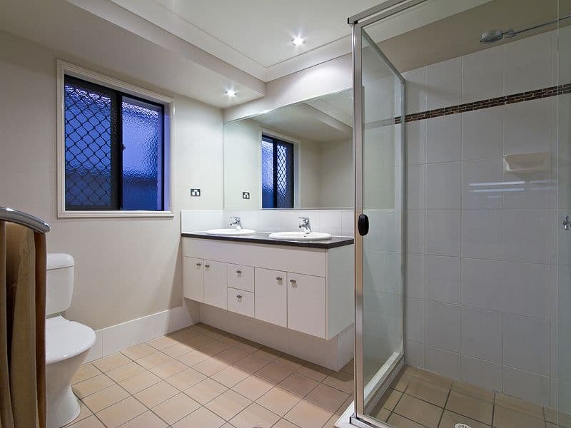 13 Tarella Court, ORMEAU QLD 4208, Ormeau - Thumbnail 8