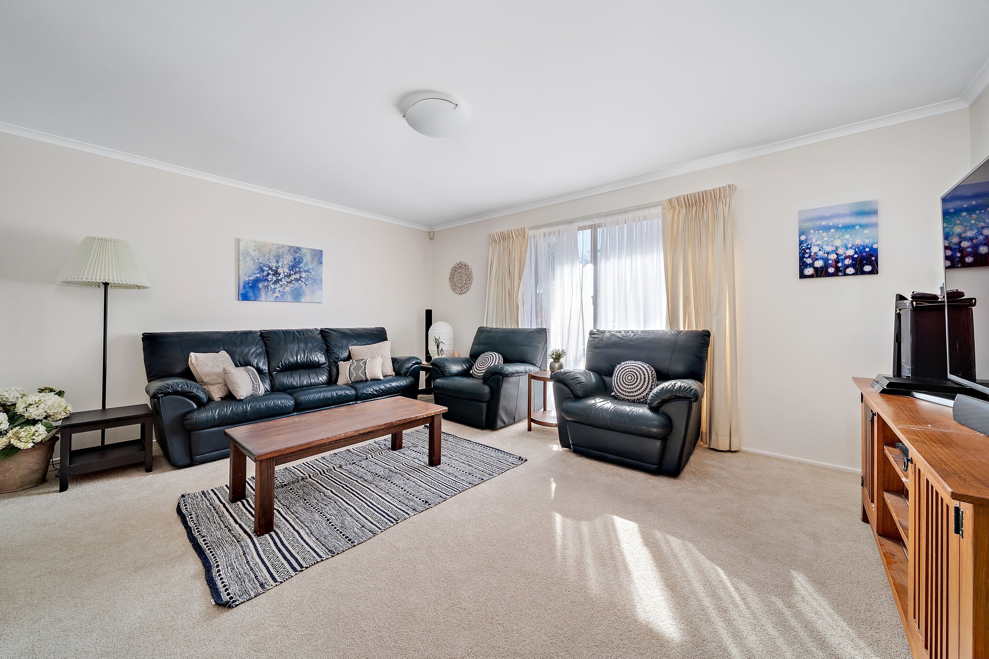 71 McWhae Circuit, Wanniassa ACT 2903, Wanniassa - Thumbnail 2