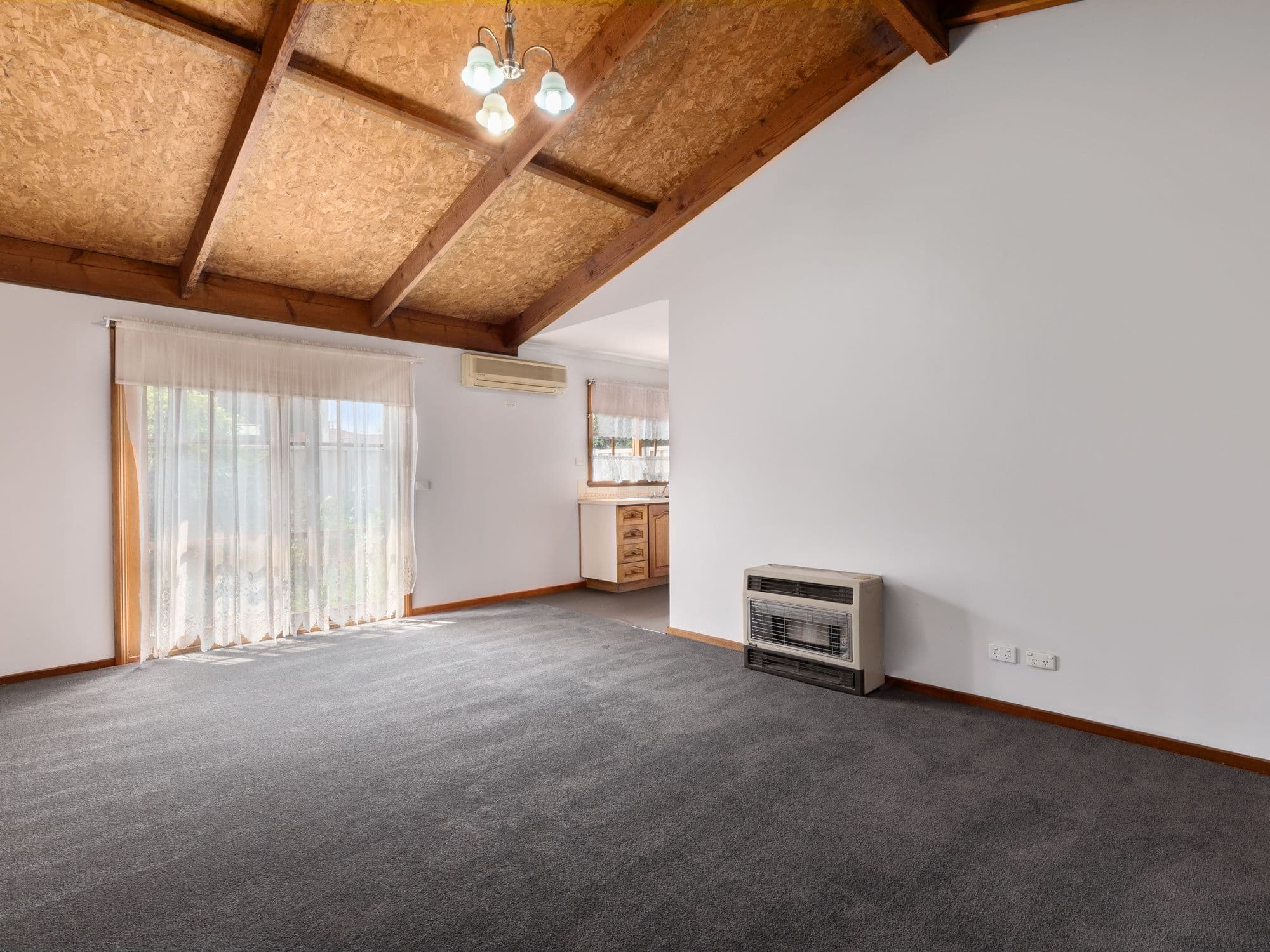 5 Butler Street, Seymour VIC 3660, Seymour - Thumbnail 4