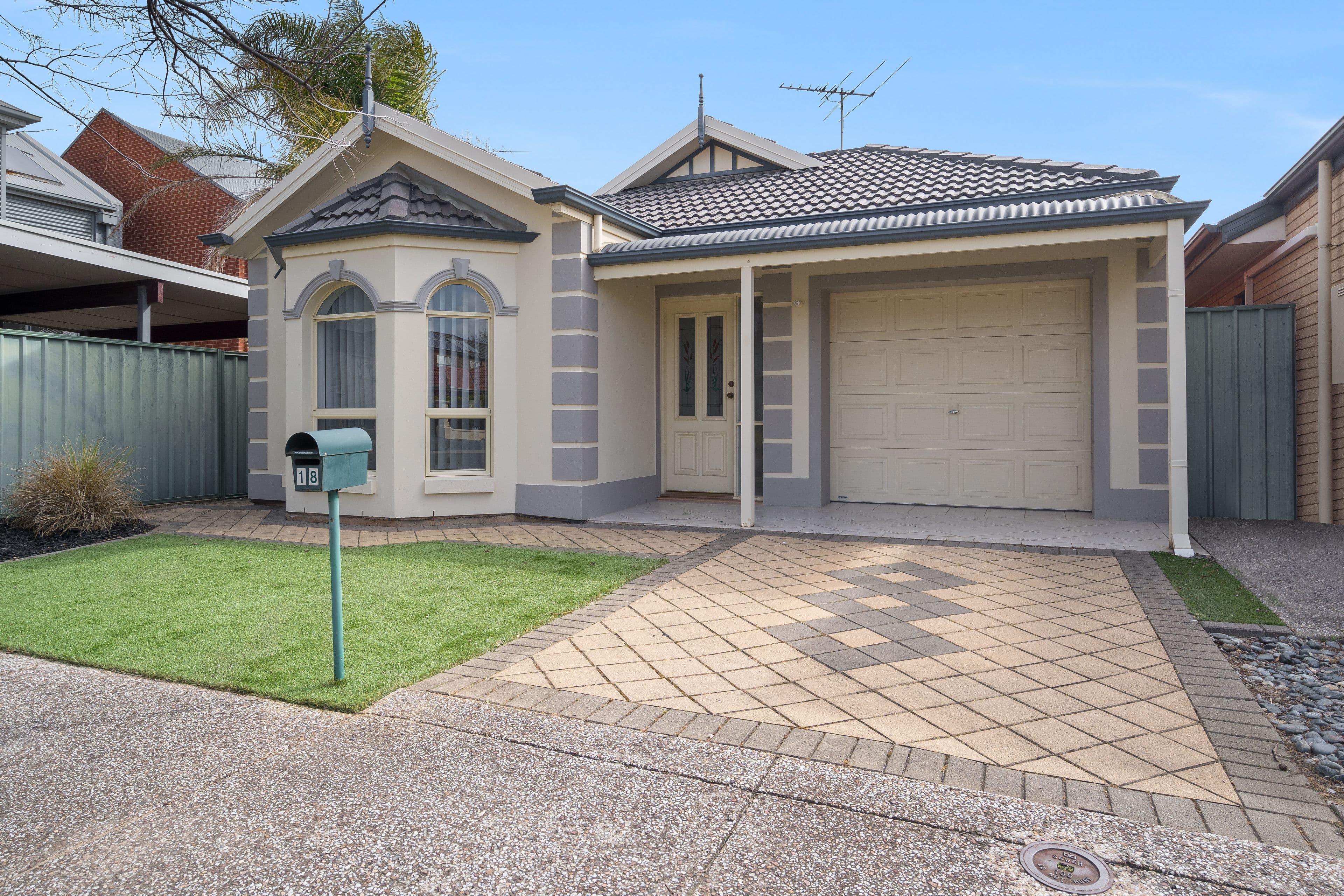 18 Otway Crescent, Mawson Lakes SA 5095, Mawson Lakes - Thumbnail 2