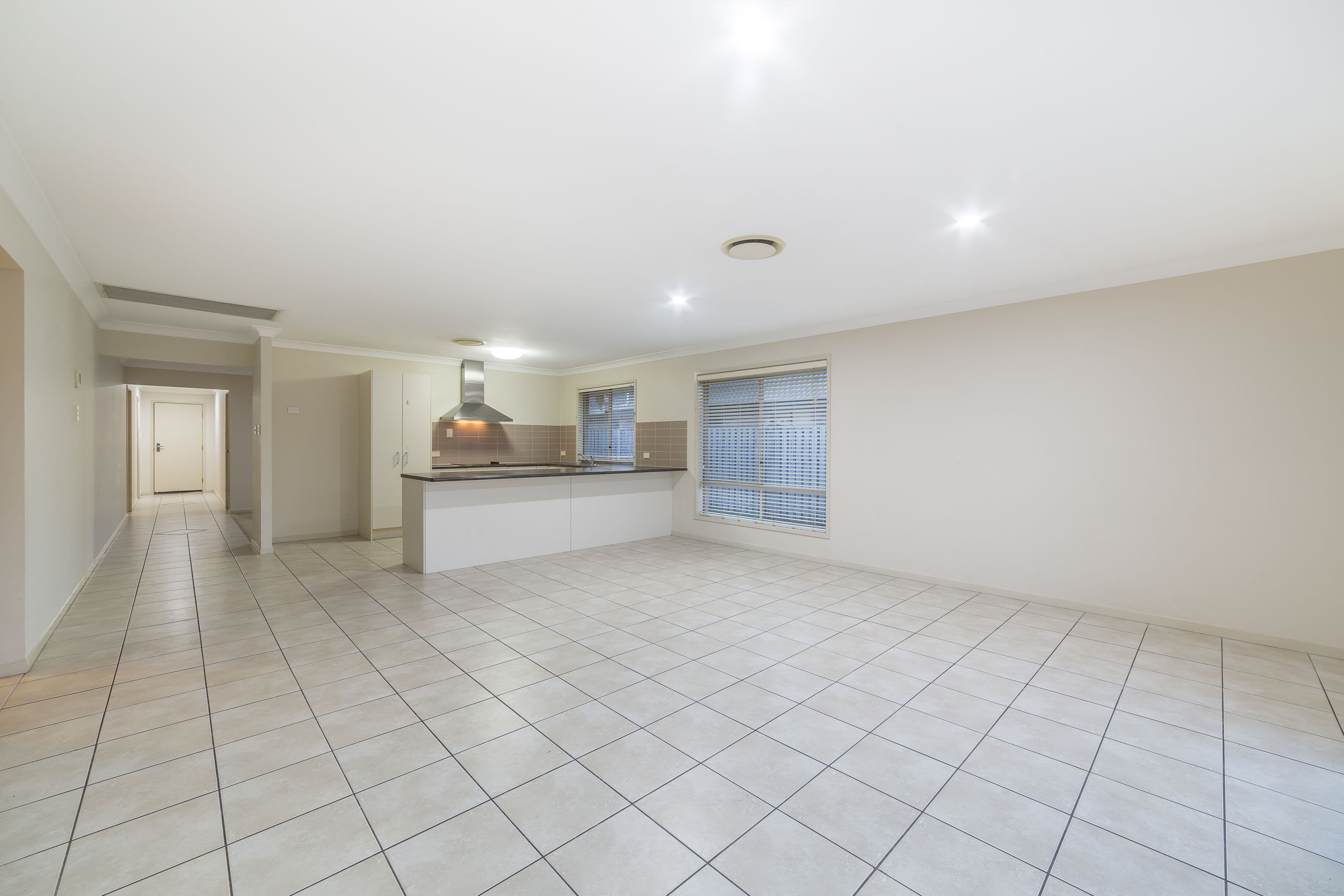 22 Aviation Avenue, Upper Coomera QLD 4209, Upper Coomera - Thumbnail 6