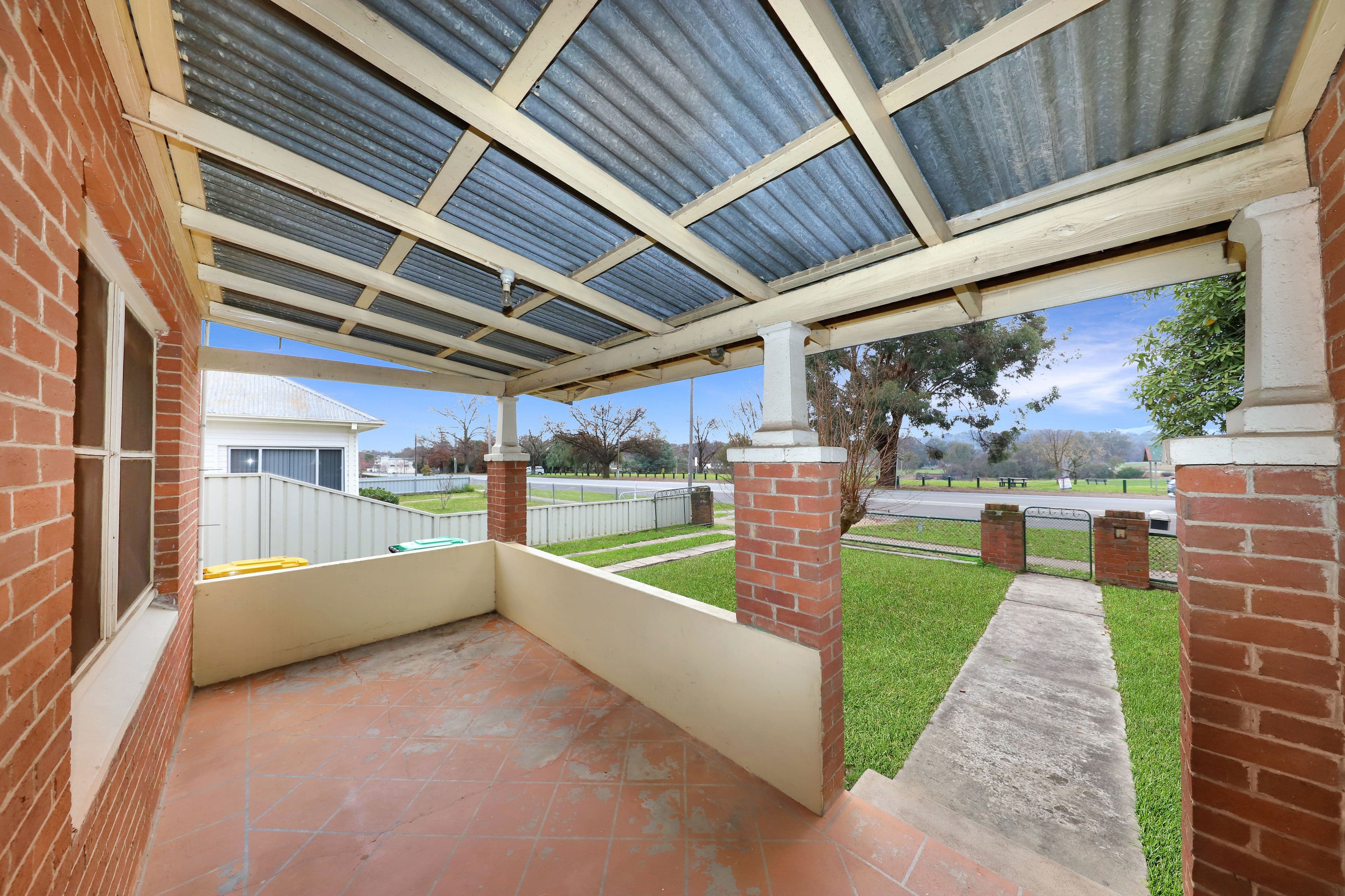 99 Fitzroy Street, Tumut NSW 2720, Tumut - Thumbnail 2