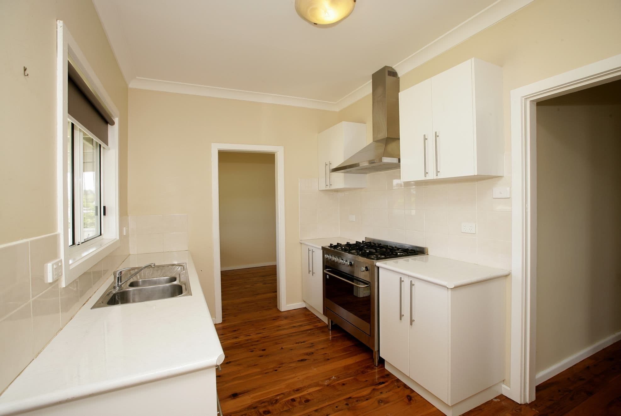 7 Binnak Place, Mount Austin NSW 2650, Mount Austin - Thumbnail 7