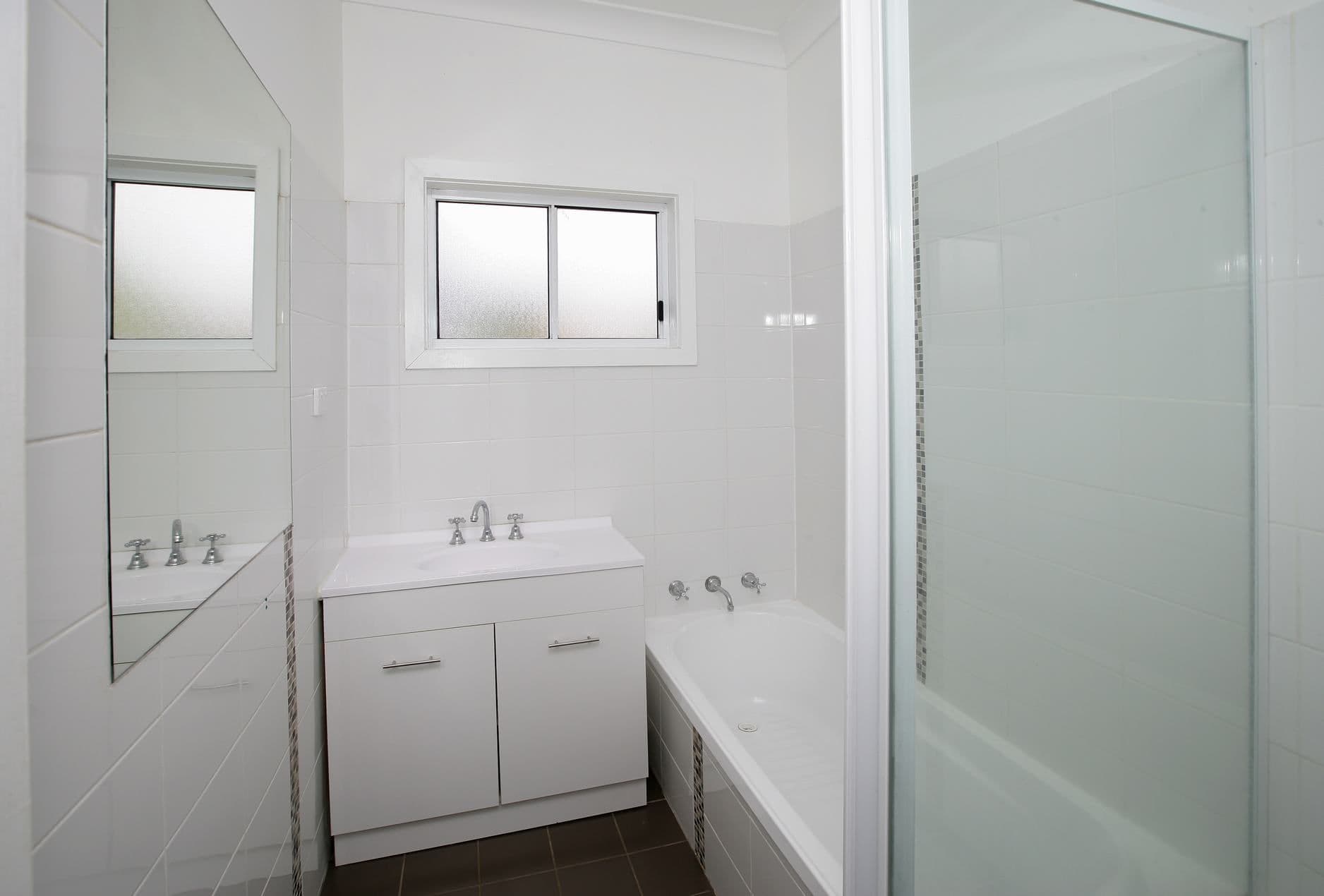 7 Binnak Place, Mount Austin NSW 2650, Mount Austin - Thumbnail 8