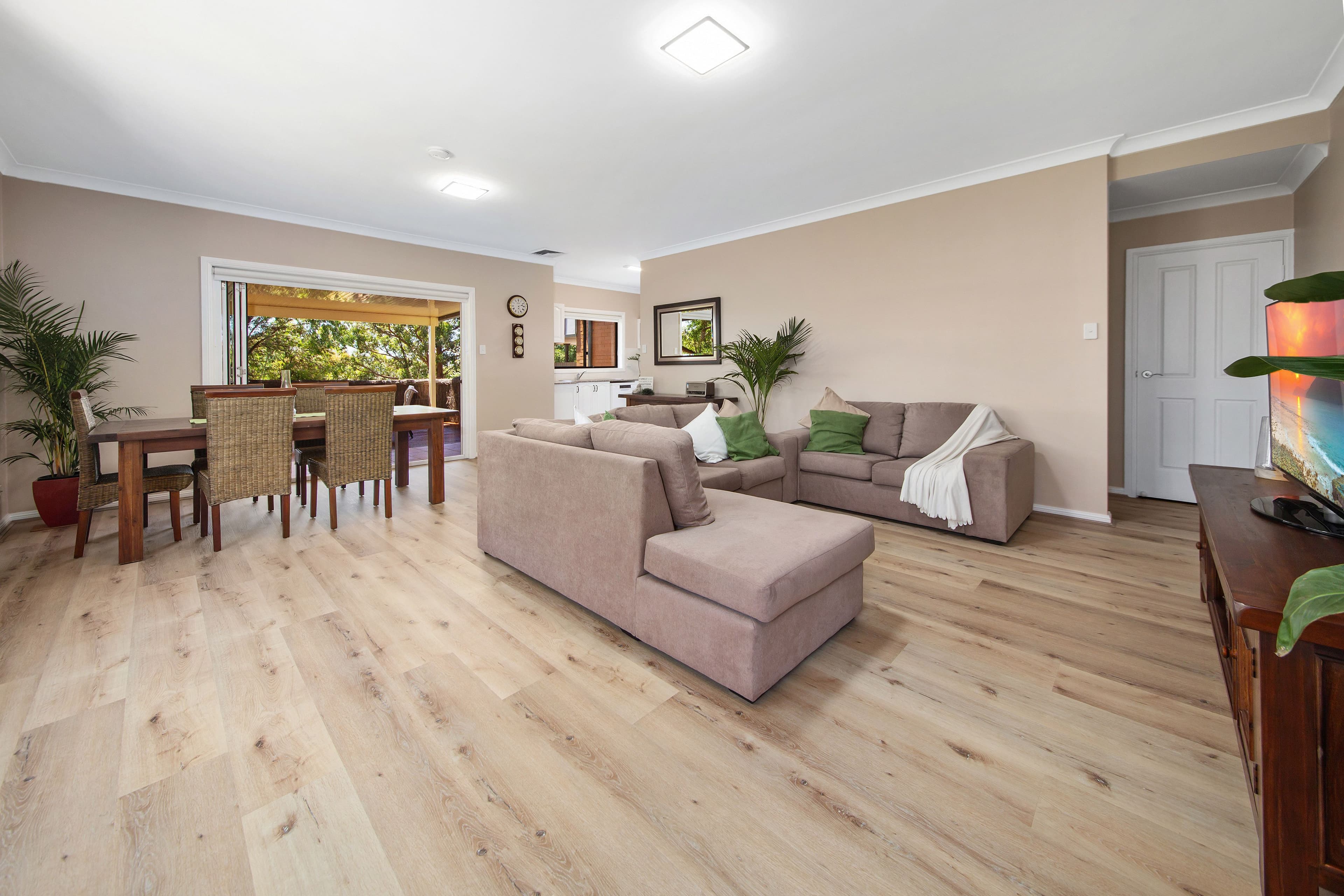 2a Bataan Close, Illawong NSW 2234, Illawong - Thumbnail 3