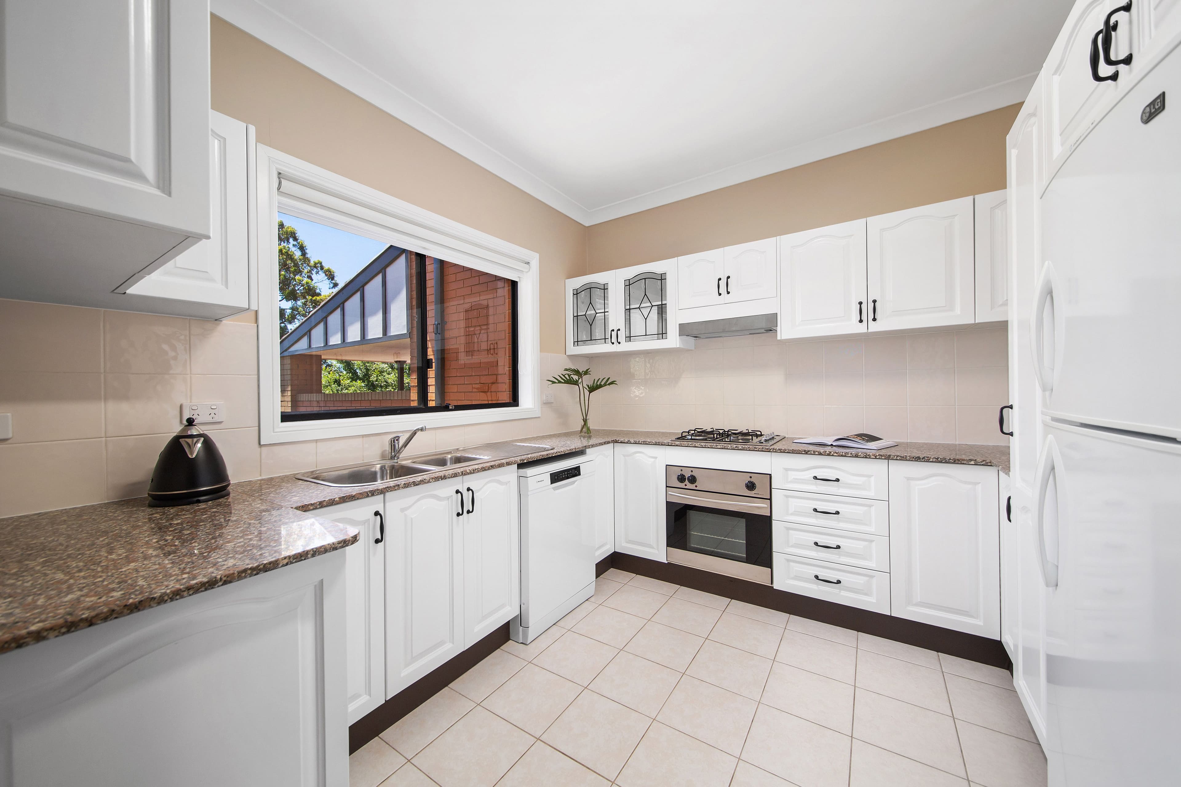 2a Bataan Close, Illawong NSW 2234, Illawong - Thumbnail 5