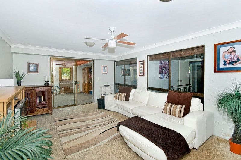 80 Clives Circuit, CURRUMBIN WATERS QLD 4223, Currumbin Waters - Thumbnail 4