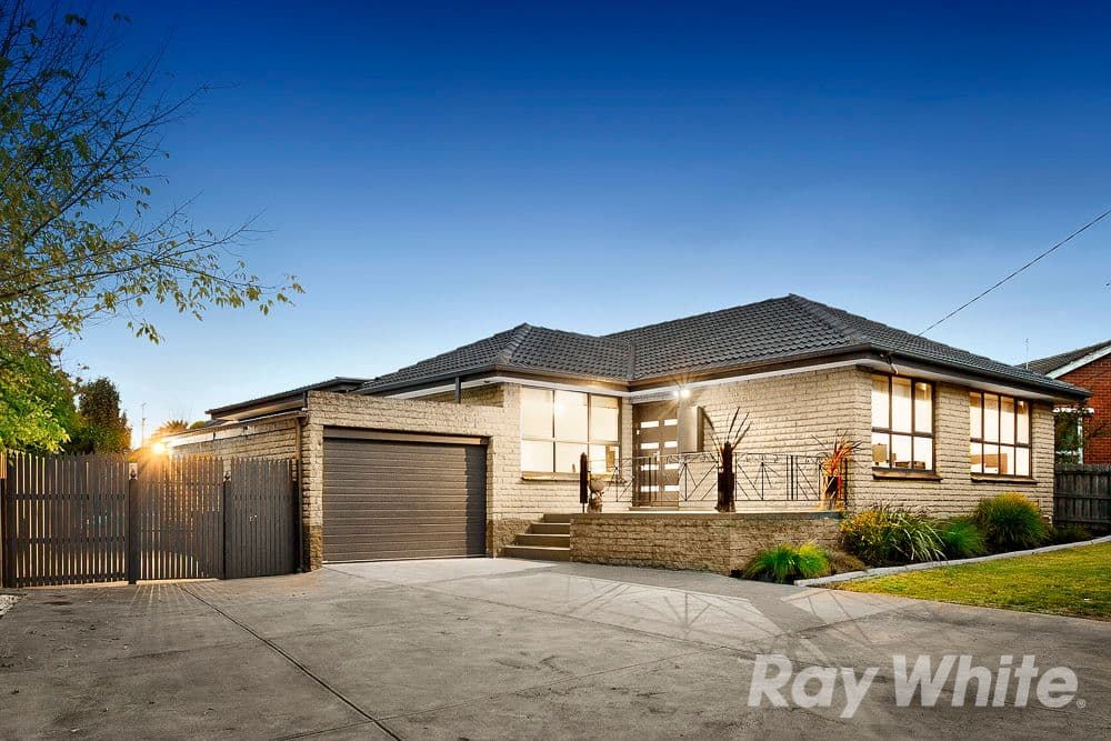 33 Shaftsbury Drive, Mulgrave VIC 3170, Mulgrave - Image 1