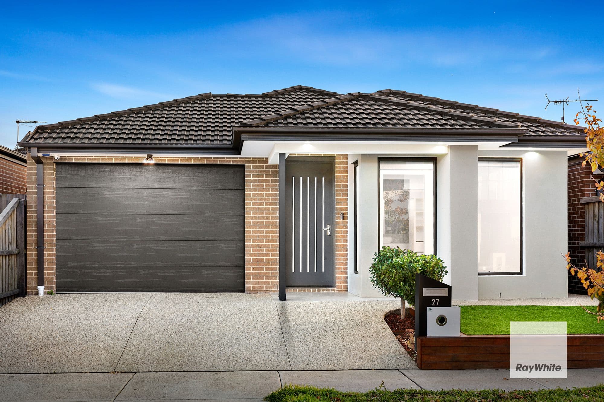 27 Wardan Avenue, Greenvale VIC 3059, Greenvale - Image 1