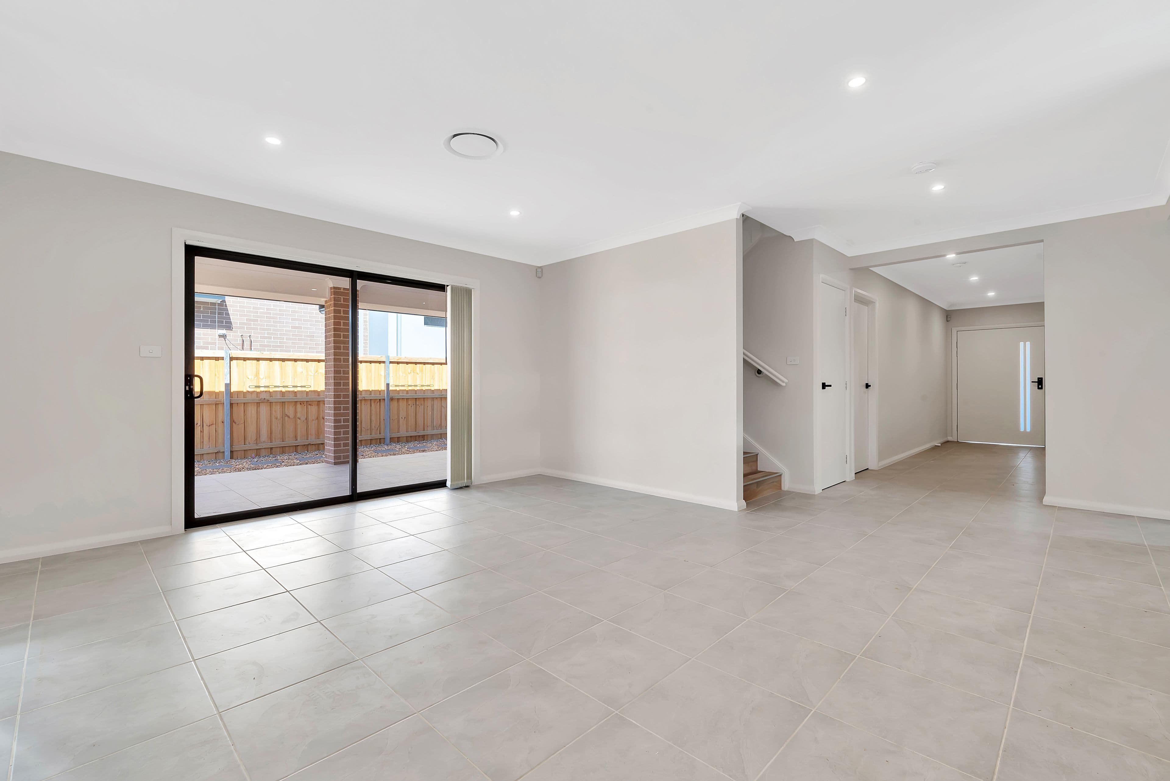28 Bywaters Drive, Catherine Field - Thumbnail 6