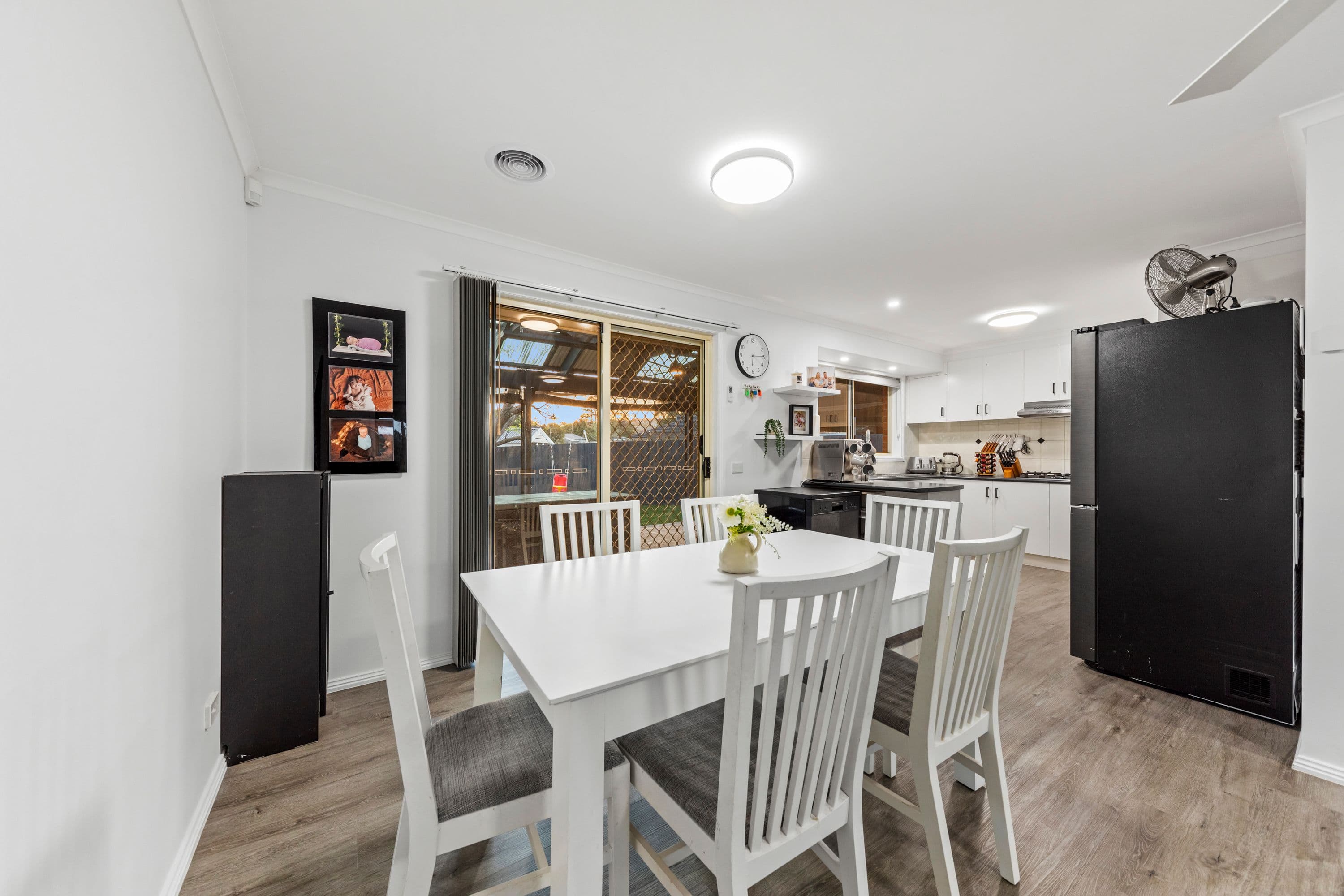 1 Ash Crescent, Pakenham VIC 3810, Pakenham - Thumbnail 5