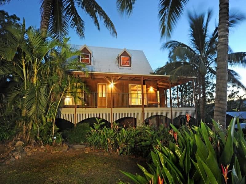7 Alice Court, CANNONVALE QLD 4802, Cannonvale - Image 1