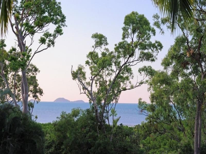 7 Alice Court, CANNONVALE QLD 4802, Cannonvale - Thumbnail 7
