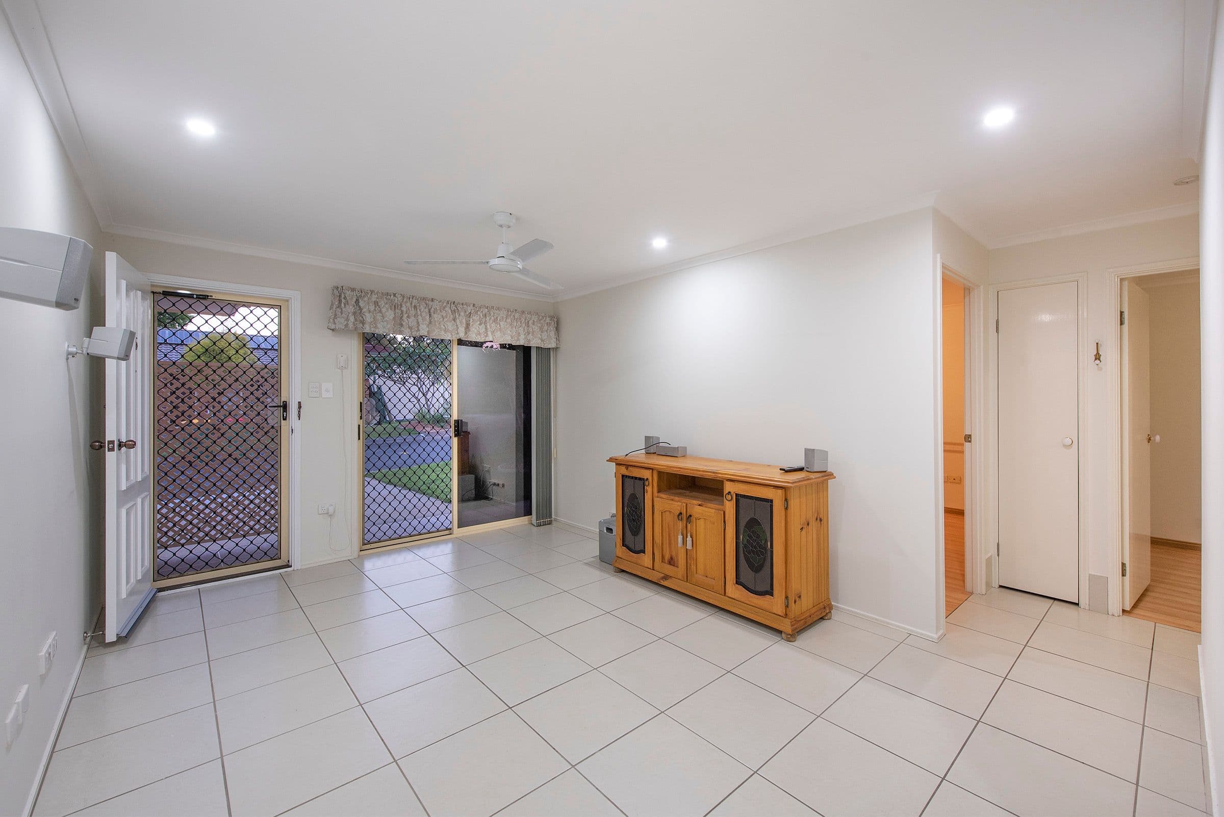 26 Halliday Street, Eagleby QLD 4207, Eagleby - Thumbnail 4