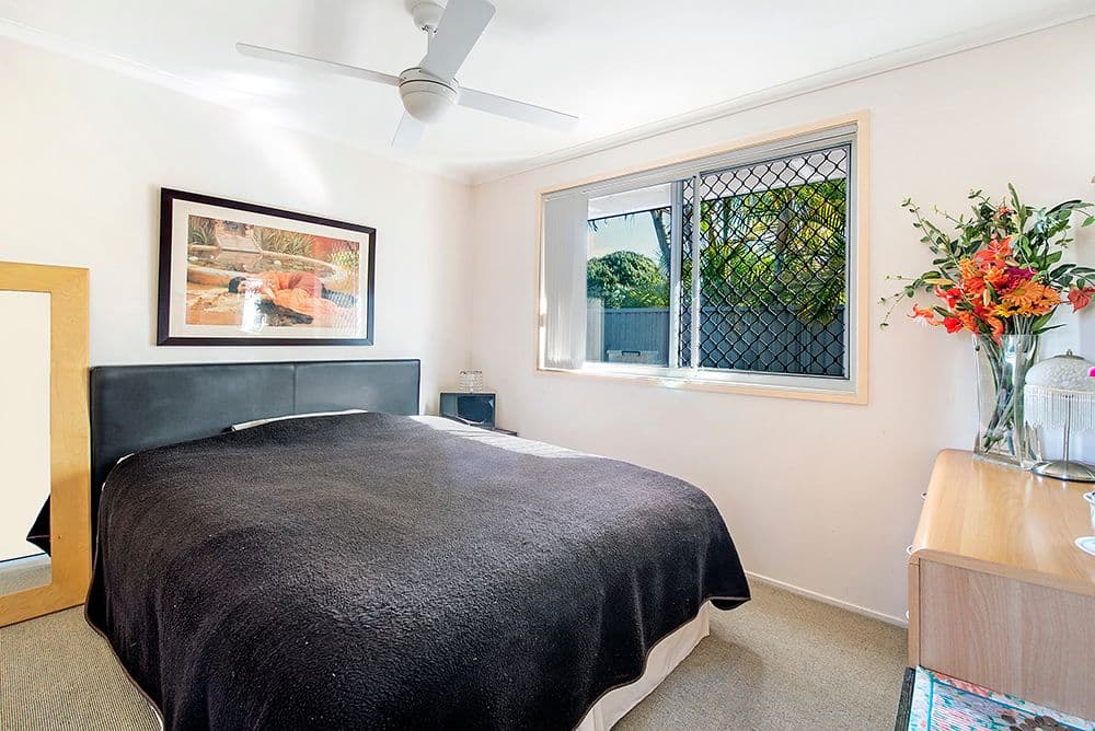 8 Waitomo Street, Broadbeach Waters QLD 4218, Broadbeach Waters - Thumbnail 8