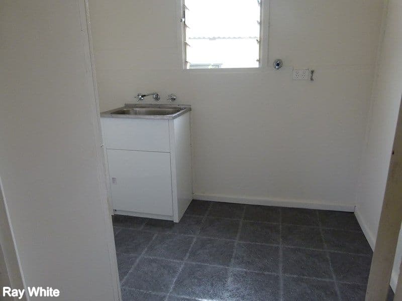 16 Elizabeth Street, Forbes NSW 2871, Forbes - Thumbnail 4