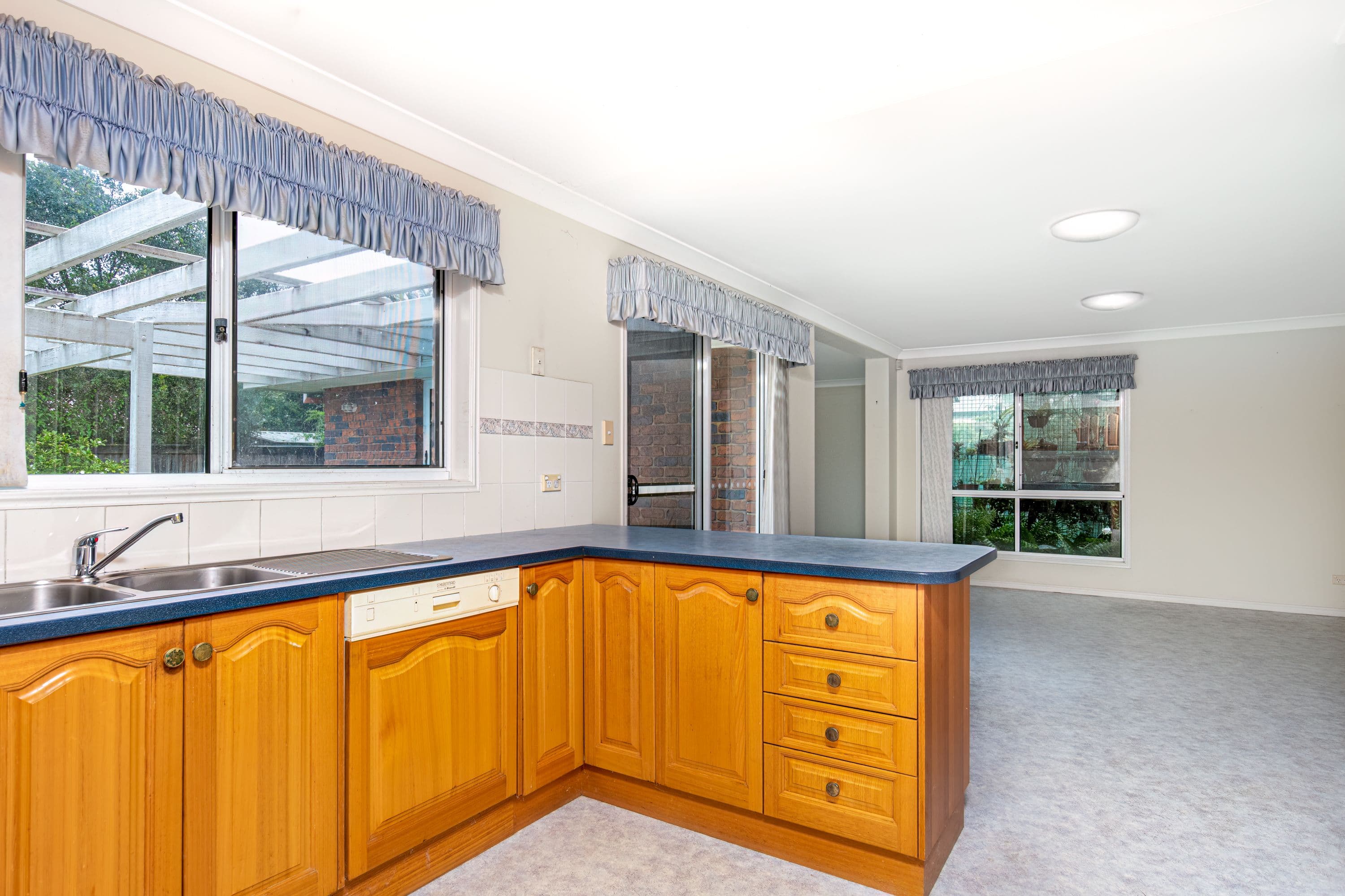 28 Seabrook Crescent, Forest Lake QLD 4078, Forest Lake - Thumbnail 5