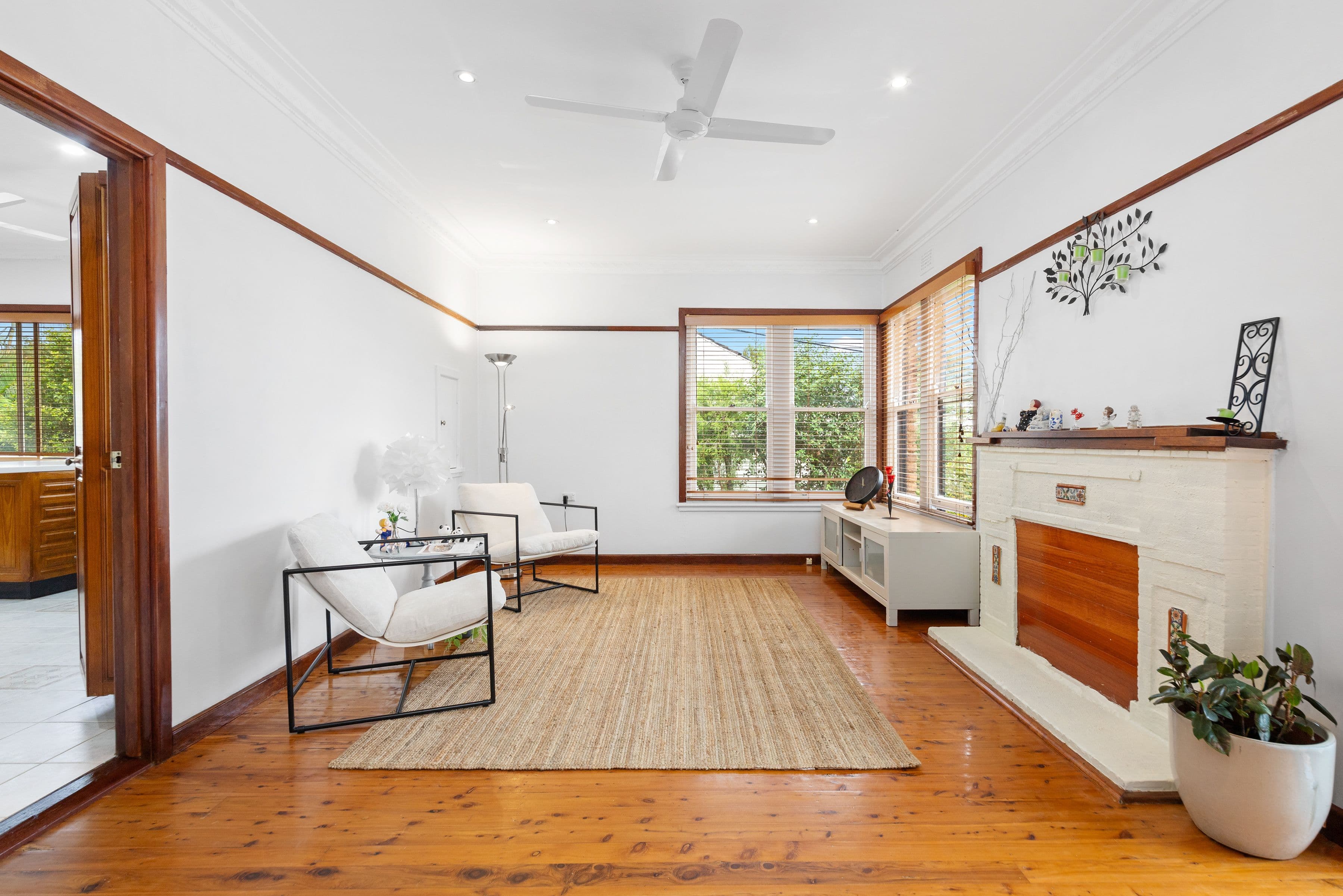 27 Church Street, Mount Kuring-Gai NSW 2080, Mount Kuring-Gai - Thumbnail 2