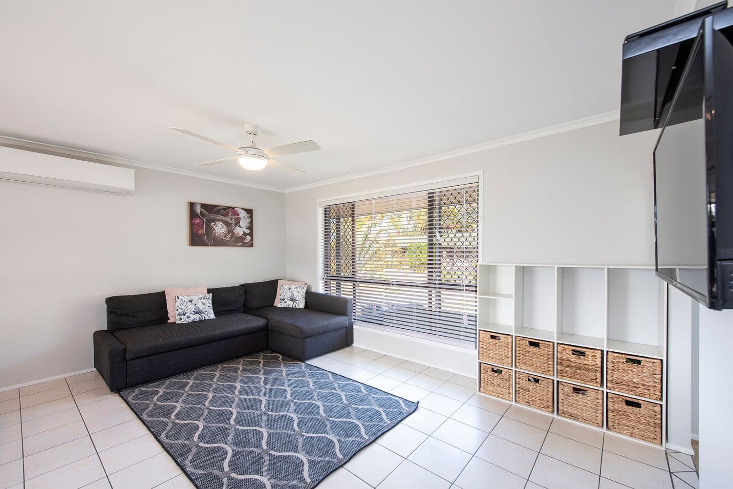 16 Shields Street, Mount Warren Park QLD 4207, Mount Warren Park - Thumbnail 6