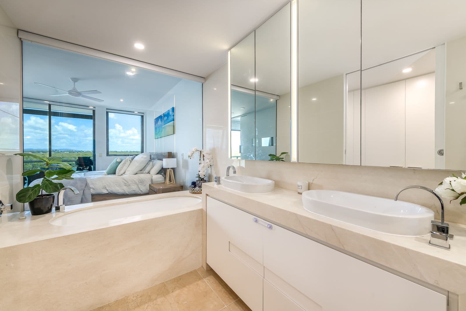 4 Marina Promenade, Paradise Point QLD 4216, Paradise Point - Thumbnail 3