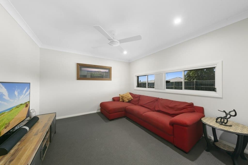 31 Evergreen Way, Gillieston Heights - Thumbnail 5